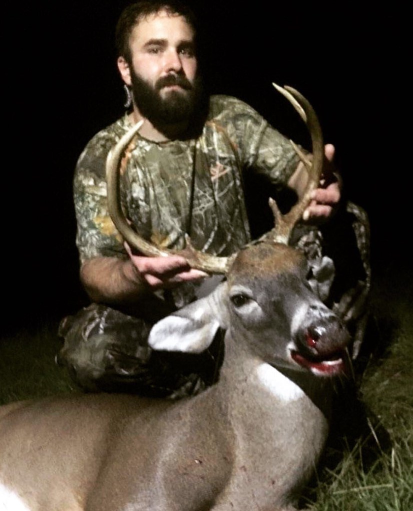 CE623F7F-BD07-4E7D-9481-BB874F32627E